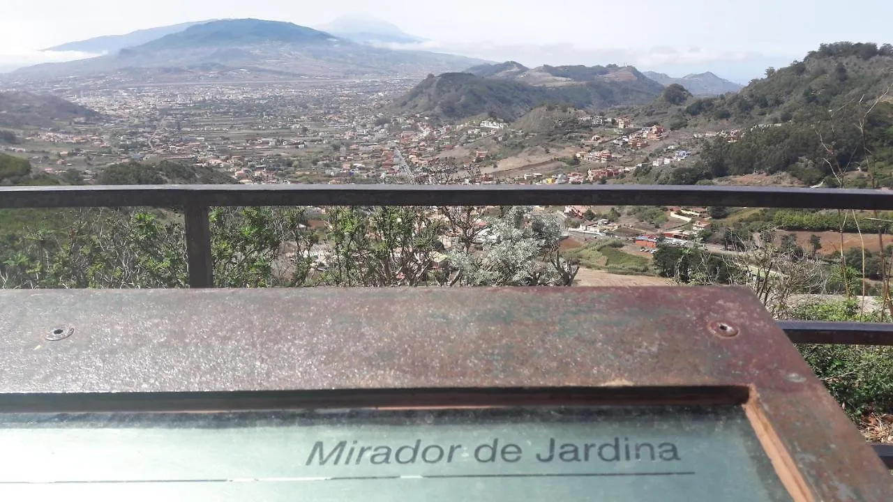 Tenerife Rooms S. C. Santa Cruz de Tenerife Spagna